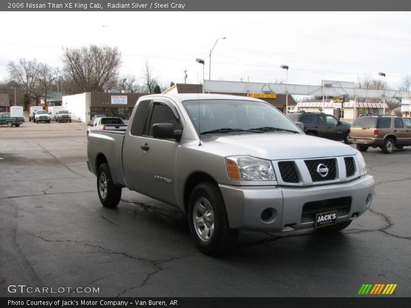 Radiant Silver / Steel Gray 2006 Nissan Titan XE King Cab