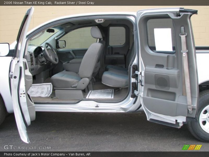 Radiant Silver / Steel Gray 2006 Nissan Titan XE King Cab