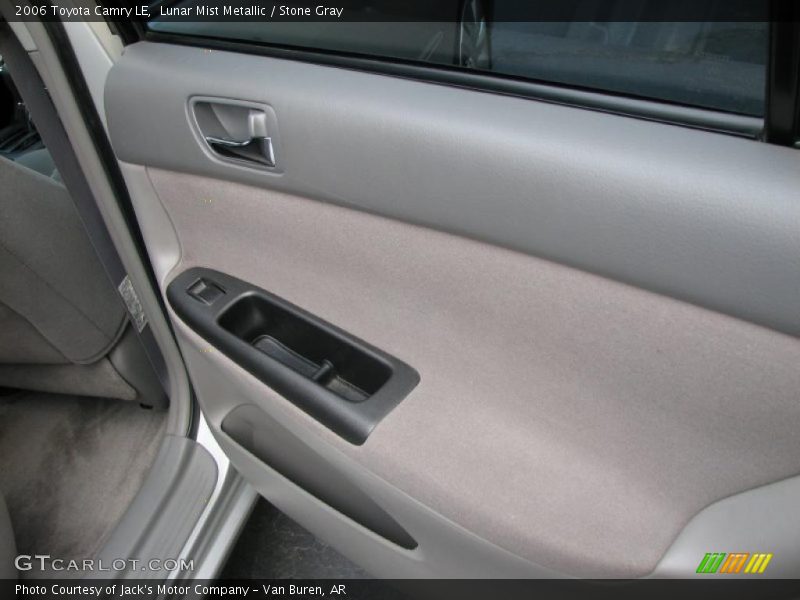 Lunar Mist Metallic / Stone Gray 2006 Toyota Camry LE