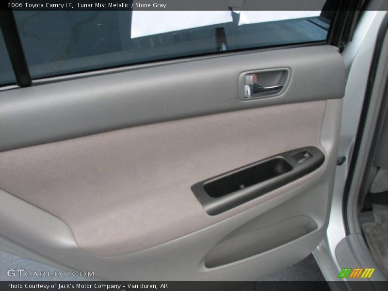 Lunar Mist Metallic / Stone Gray 2006 Toyota Camry LE