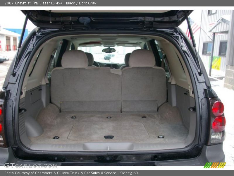 Black / Light Gray 2007 Chevrolet TrailBlazer LS 4x4