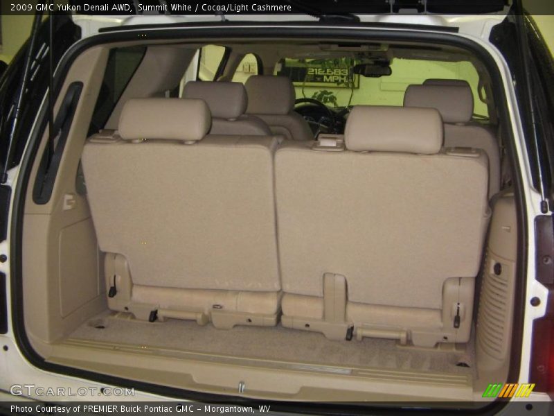 Summit White / Cocoa/Light Cashmere 2009 GMC Yukon Denali AWD