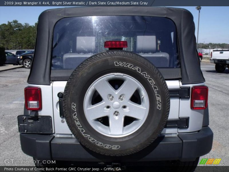Bright Silver Metallic / Dark Slate Gray/Medium Slate Gray 2009 Jeep Wrangler X 4x4