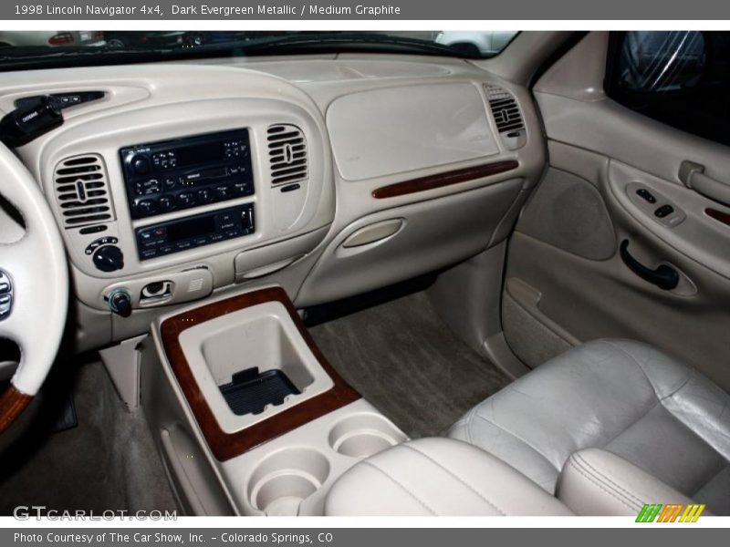 Dark Evergreen Metallic / Medium Graphite 1998 Lincoln Navigator 4x4