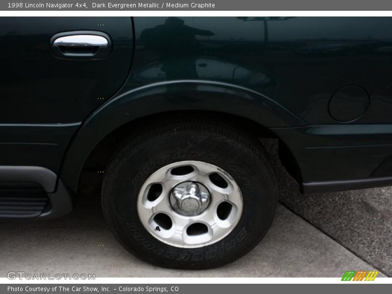 Dark Evergreen Metallic / Medium Graphite 1998 Lincoln Navigator 4x4