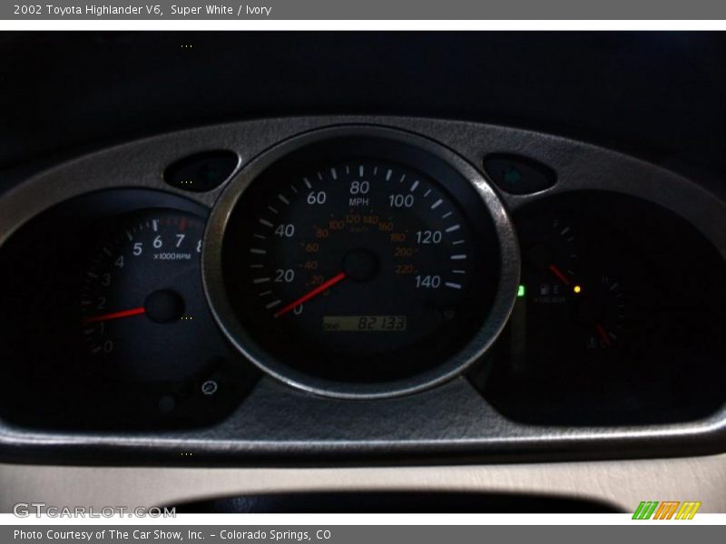 Super White / Ivory 2002 Toyota Highlander V6