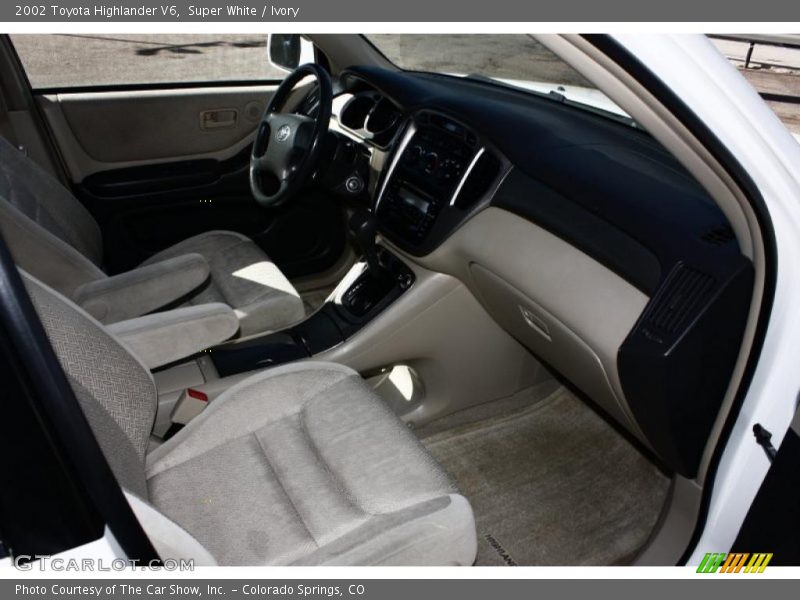 Super White / Ivory 2002 Toyota Highlander V6