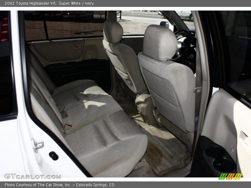 Super White / Ivory 2002 Toyota Highlander V6