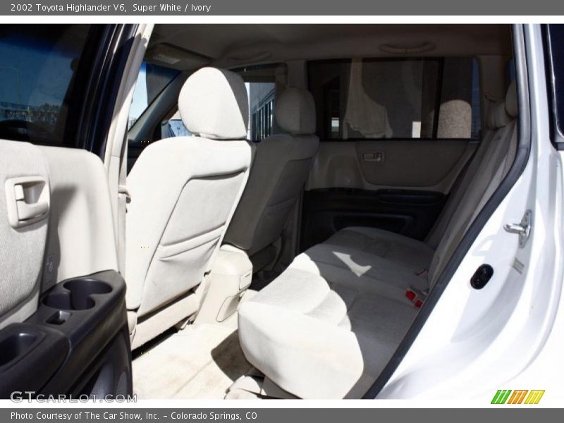 Super White / Ivory 2002 Toyota Highlander V6