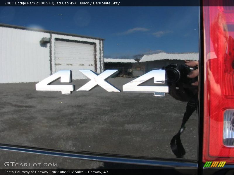 Black / Dark Slate Gray 2005 Dodge Ram 2500 ST Quad Cab 4x4
