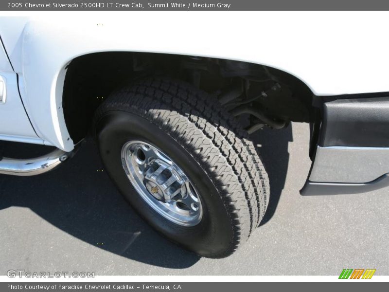 Summit White / Medium Gray 2005 Chevrolet Silverado 2500HD LT Crew Cab