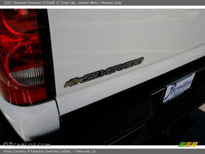 Summit White / Medium Gray 2005 Chevrolet Silverado 2500HD LT Crew Cab
