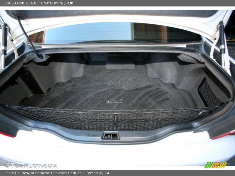 Crystal White / Ash 2006 Lexus LS 430