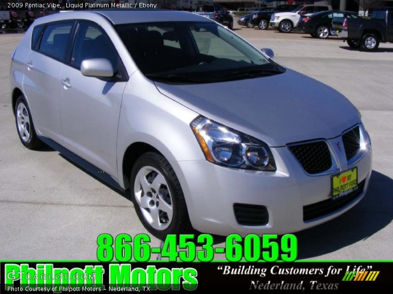 Liquid Platinum Metallic / Ebony 2009 Pontiac Vibe