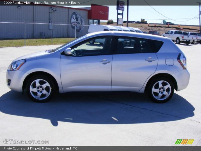 Liquid Platinum Metallic / Ebony 2009 Pontiac Vibe