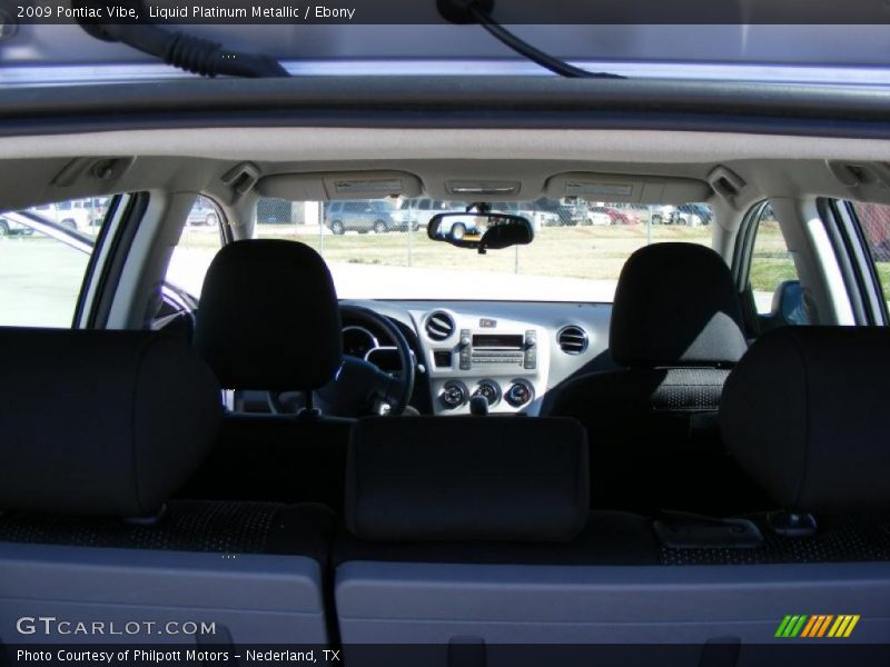 Liquid Platinum Metallic / Ebony 2009 Pontiac Vibe