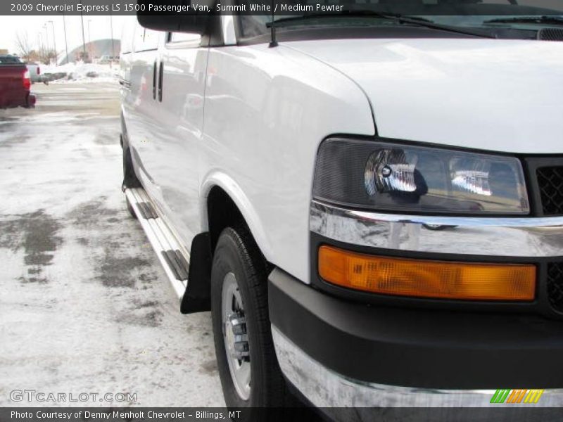 Summit White / Medium Pewter 2009 Chevrolet Express LS 1500 Passenger Van