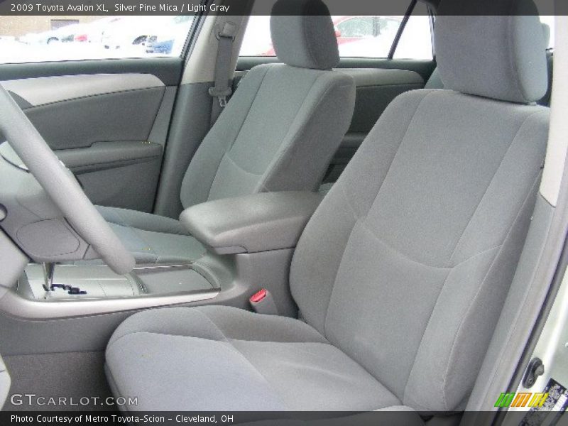 Silver Pine Mica / Light Gray 2009 Toyota Avalon XL