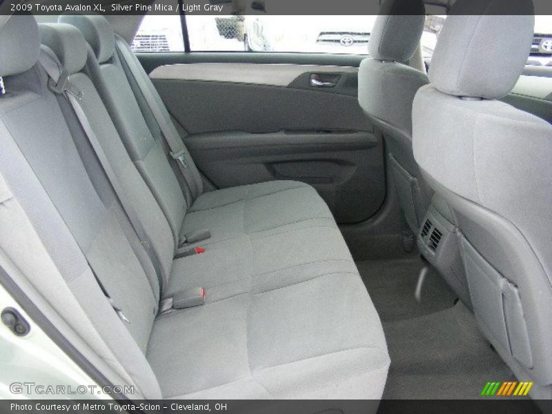 Silver Pine Mica / Light Gray 2009 Toyota Avalon XL