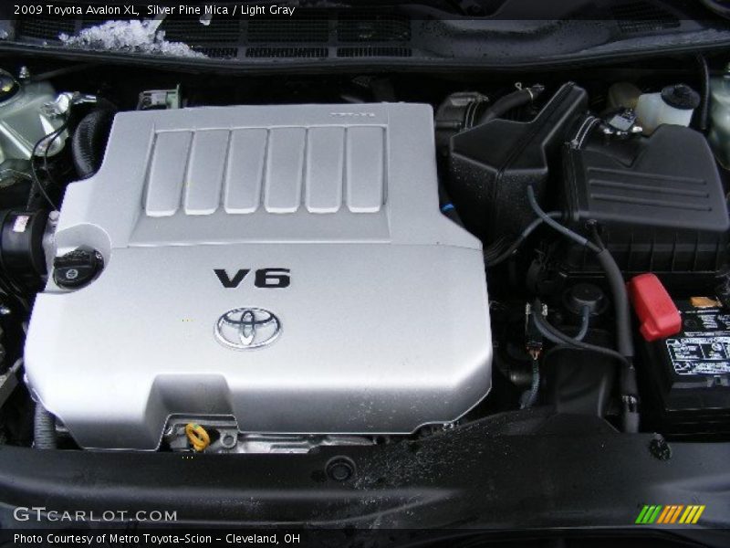 Silver Pine Mica / Light Gray 2009 Toyota Avalon XL