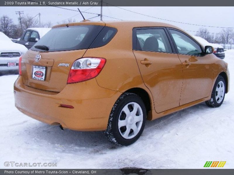 Sundance Metallic / Ash Gray 2009 Toyota Matrix 1.8