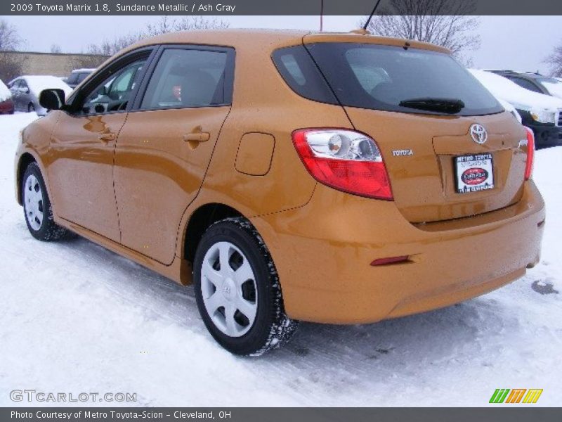 Sundance Metallic / Ash Gray 2009 Toyota Matrix 1.8
