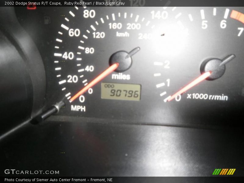 Ruby Red Pearl / Black/Light Gray 2002 Dodge Stratus R/T Coupe