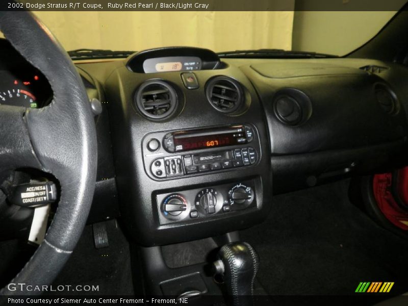 Ruby Red Pearl / Black/Light Gray 2002 Dodge Stratus R/T Coupe