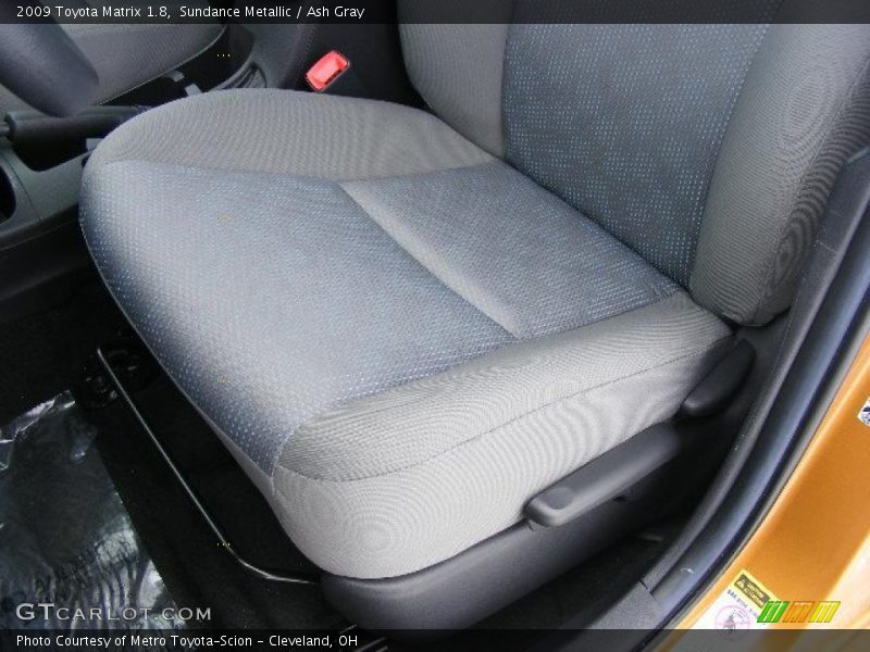 Sundance Metallic / Ash Gray 2009 Toyota Matrix 1.8