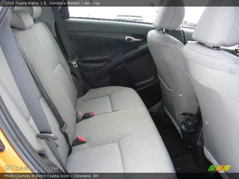 Sundance Metallic / Ash Gray 2009 Toyota Matrix 1.8