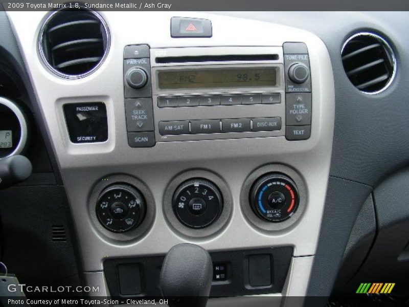 Sundance Metallic / Ash Gray 2009 Toyota Matrix 1.8