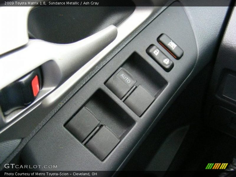 Sundance Metallic / Ash Gray 2009 Toyota Matrix 1.8