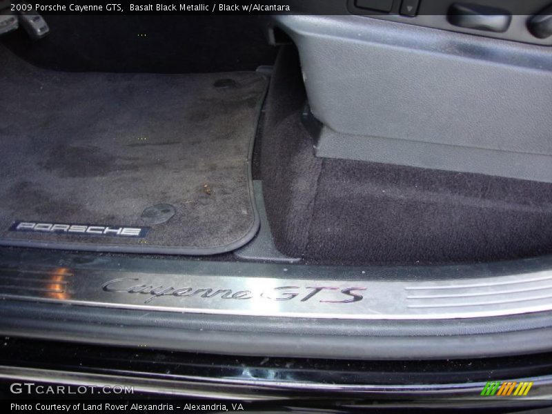 Basalt Black Metallic / Black w/Alcantara 2009 Porsche Cayenne GTS