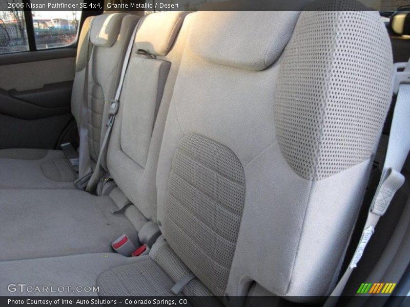 Granite Metallic / Desert 2006 Nissan Pathfinder SE 4x4