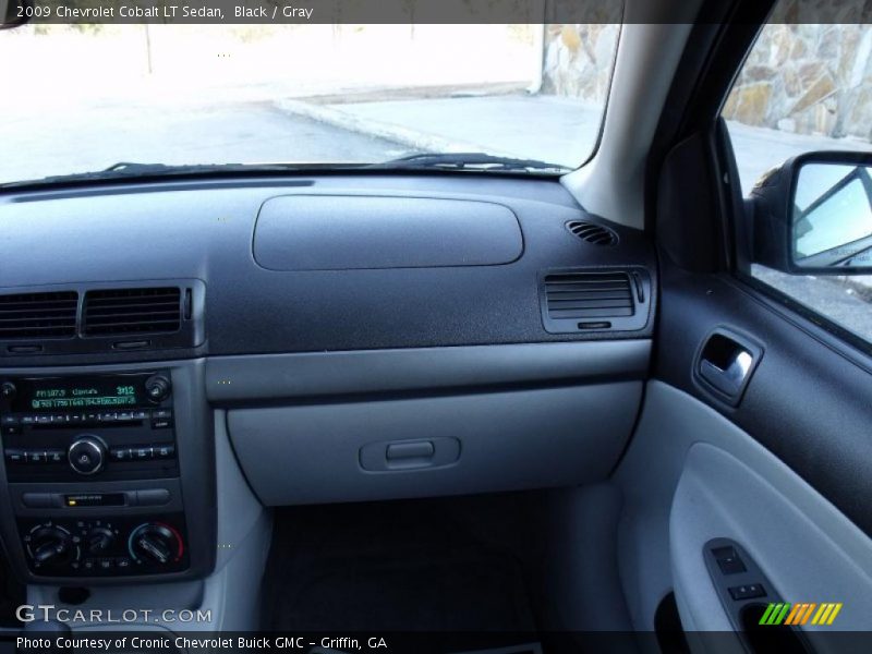 Black / Gray 2009 Chevrolet Cobalt LT Sedan