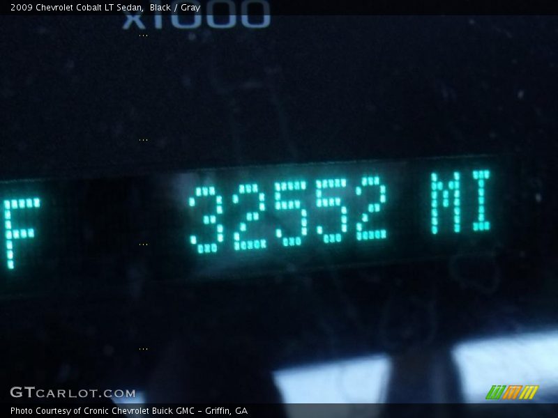Black / Gray 2009 Chevrolet Cobalt LT Sedan