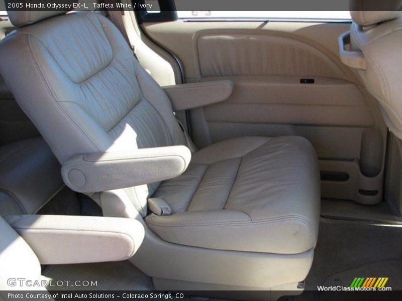 Taffeta White / Ivory 2005 Honda Odyssey EX-L