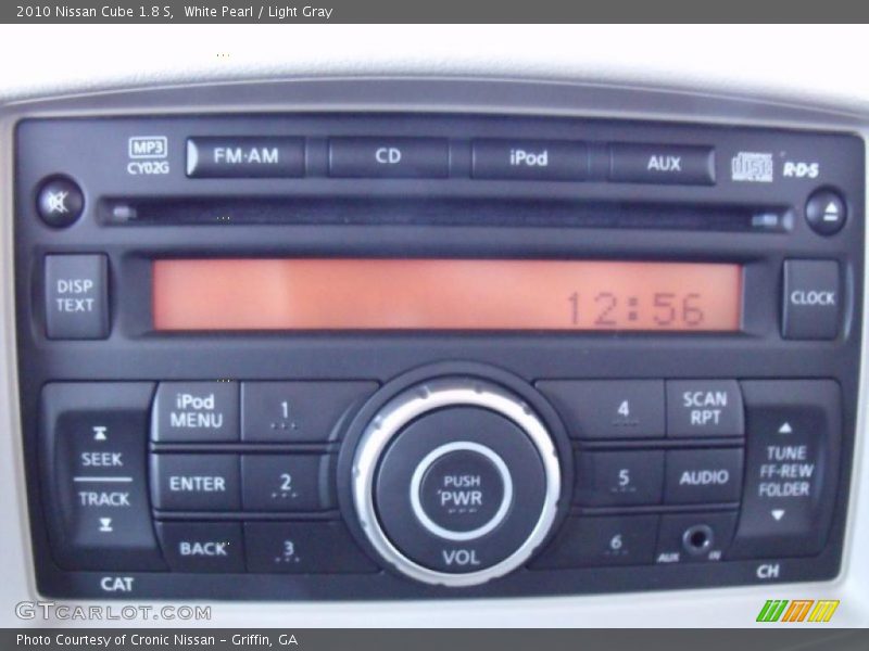 White Pearl / Light Gray 2010 Nissan Cube 1.8 S