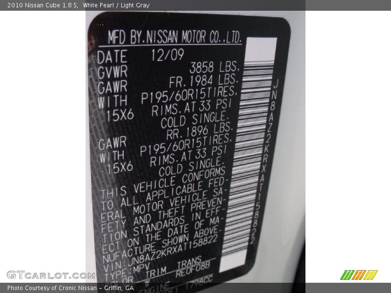 White Pearl / Light Gray 2010 Nissan Cube 1.8 S