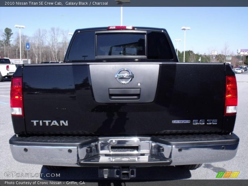 Galaxy Black / Charcoal 2010 Nissan Titan SE Crew Cab