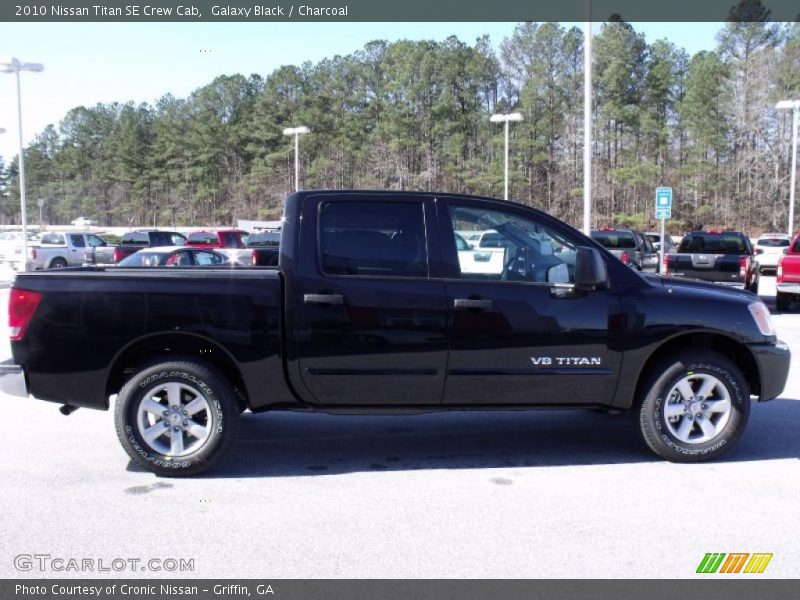 Galaxy Black / Charcoal 2010 Nissan Titan SE Crew Cab