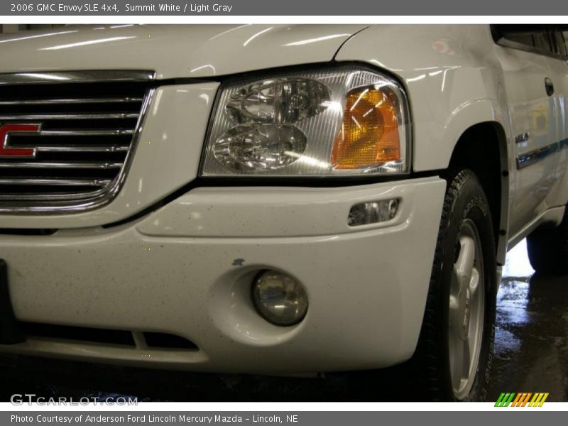 Summit White / Light Gray 2006 GMC Envoy SLE 4x4