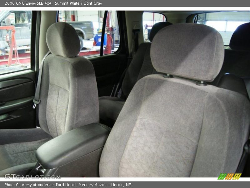 Summit White / Light Gray 2006 GMC Envoy SLE 4x4