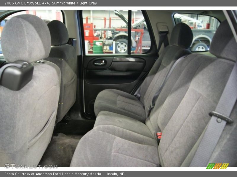 Summit White / Light Gray 2006 GMC Envoy SLE 4x4