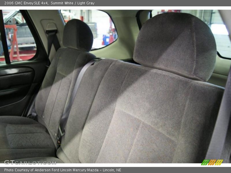Summit White / Light Gray 2006 GMC Envoy SLE 4x4