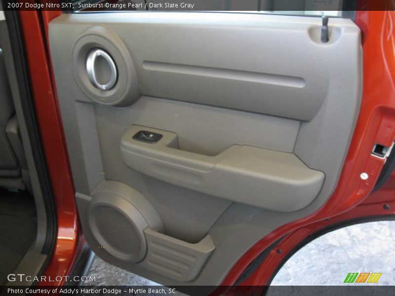 Sunburst Orange Pearl / Dark Slate Gray 2007 Dodge Nitro SXT