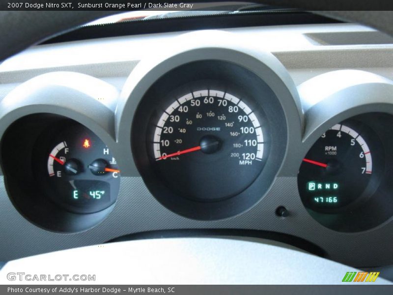 Sunburst Orange Pearl / Dark Slate Gray 2007 Dodge Nitro SXT