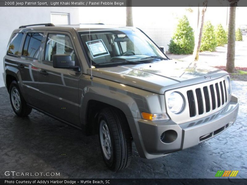 Light Khaki Metallic / Pastel Pebble Beige 2008 Jeep Patriot Sport