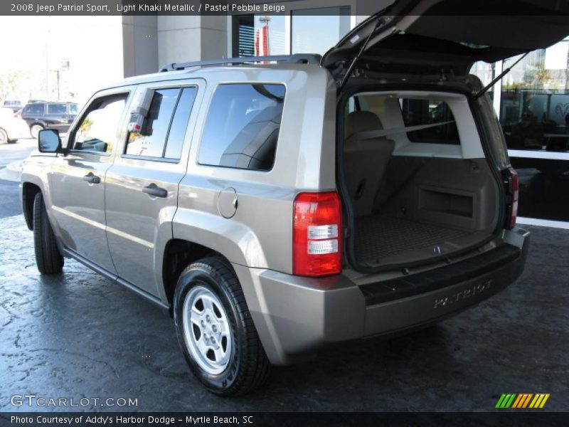 Light Khaki Metallic / Pastel Pebble Beige 2008 Jeep Patriot Sport