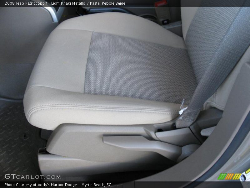 Light Khaki Metallic / Pastel Pebble Beige 2008 Jeep Patriot Sport